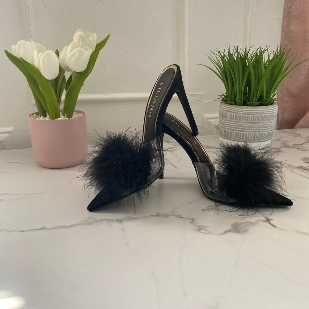 Fur heels
